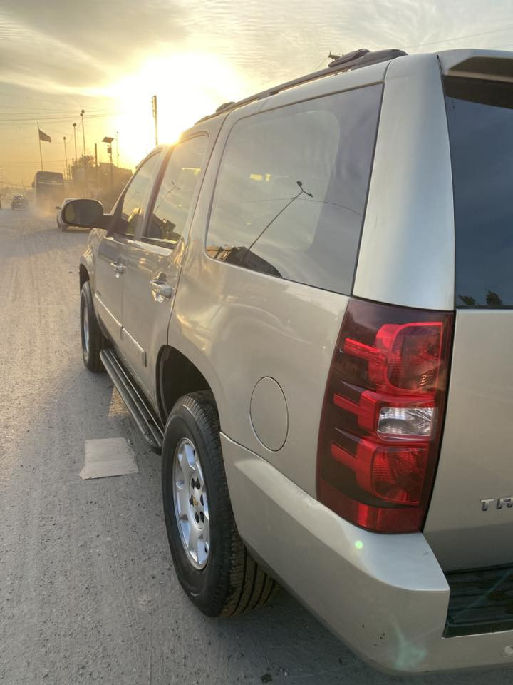 السلام عليكم تاهو ادوات  2009
المواصفات LT كصة قماره شد جديد 

الون شباني 

الداخل بيجي

كشنات مخمل

كير محرك خير من الله 

كامرة خلفية

تبريد تدفئه شغال

كهربايات الكل شغالات

تخم تاير نظيف

السياره تشغيل عن بعد 

مكان السياره بغداد السعر 70

رقم الهاتف / ***********
