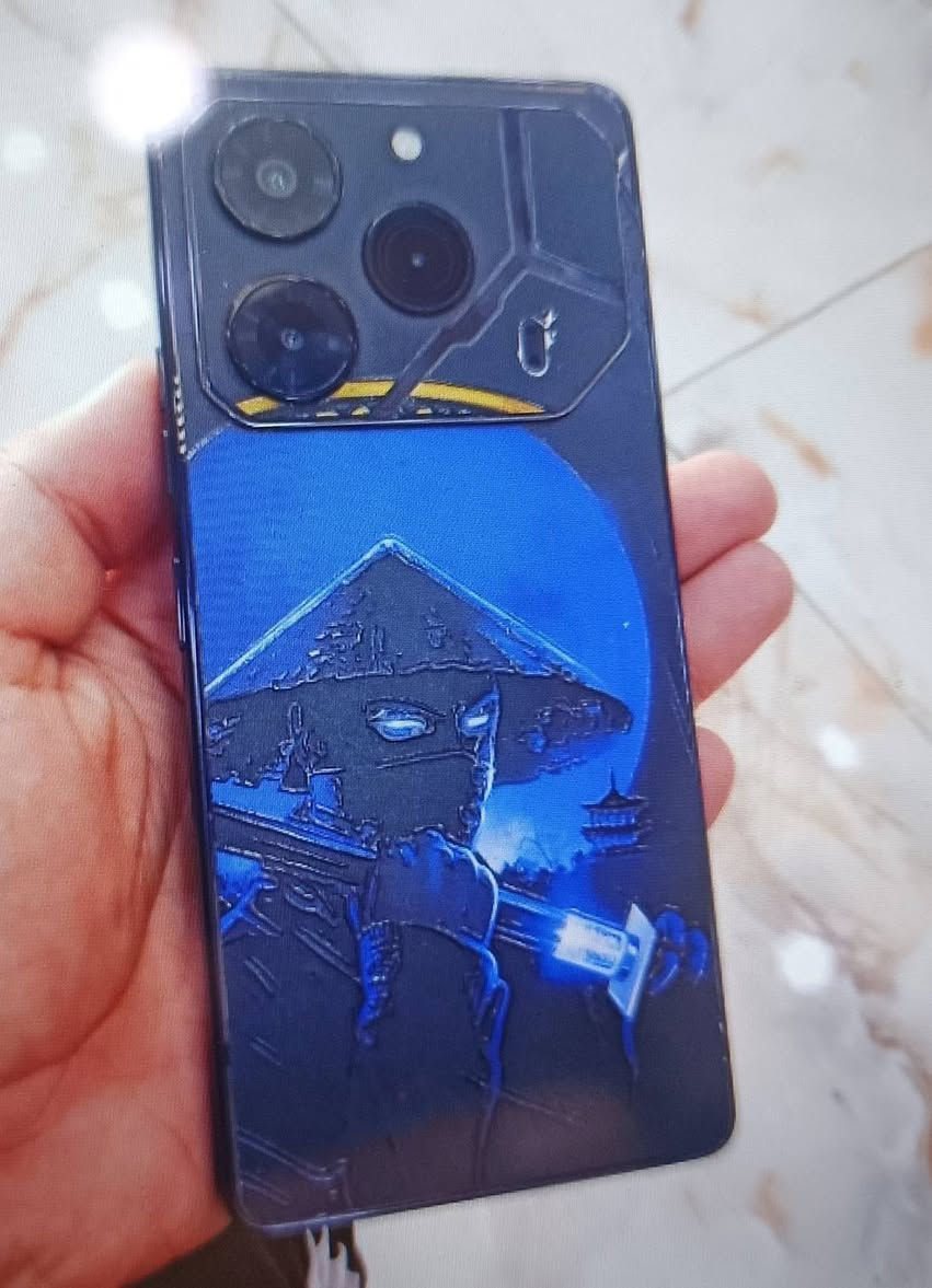 سلام عليكم جهاز تكنو بوفه 6ابرو فايف جي جهاز نضيف 90/100 حجم الذاكره 256 معدل اطار الشاشه 120 هرتز حجم البطاريه 6000ملي امبير (تواصل خاص)


**إذا كنت صاحب هذا الإعلان وتريد حذفه لأي سبب، رجاءا أرسل رسالة إلى الدعم الفني**