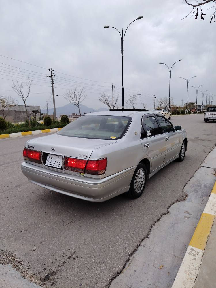 مەلیکەی مووس سڵایت دیڤۆڕی گەورە گێڕو مەکینەو تەبریدی بەشەرت کەڤەر گۆڕاو بەشەت سەیارەکە بەس لێخوڕینی ئەوێ گۆڕینەوە و قسیت نیە *********** دار بنديهكان, السليمانية
