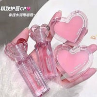 ماسك وكلوس شفة كوري اصلي السعر 3 بس ♥️. التواصل واتس 07713864393 او خا...