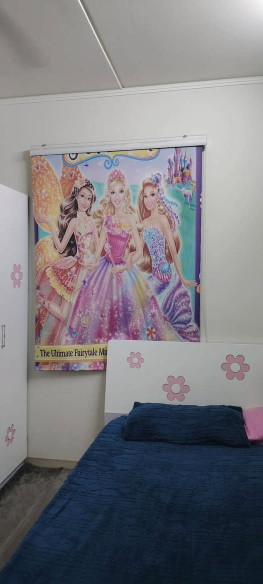 غرفه بناتي للبيع
٣ قطع
سرير+ كنتور+ كومدي
بدون ضرر
نضيفه✨🩷
سعر
٢٥٠ الف
..
متوفـر خدمة توصيل داخل بغداد وداخل مجمـع بسماية السكني ❤️🚘
للاستفسار خاص او عن  طريق رقم الهاتف واتساب فقط 
***********📞
