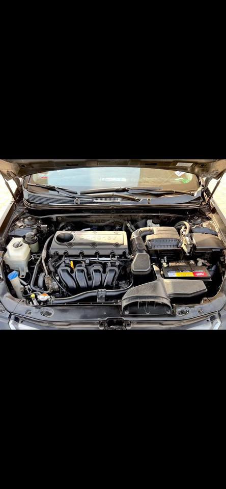 سوناتا موديل ٢٠١٣  ادوات ادوات متومه طبق الصل رقم وسونيه وسنويه مطابقه ويه رقم الشاصي مكينه ٢٠٠٠ دوش اصل سياره فول موصفات شرط ما ماشيه جديده بلكارتون  مكان السياره البصره للستفسار ***********
