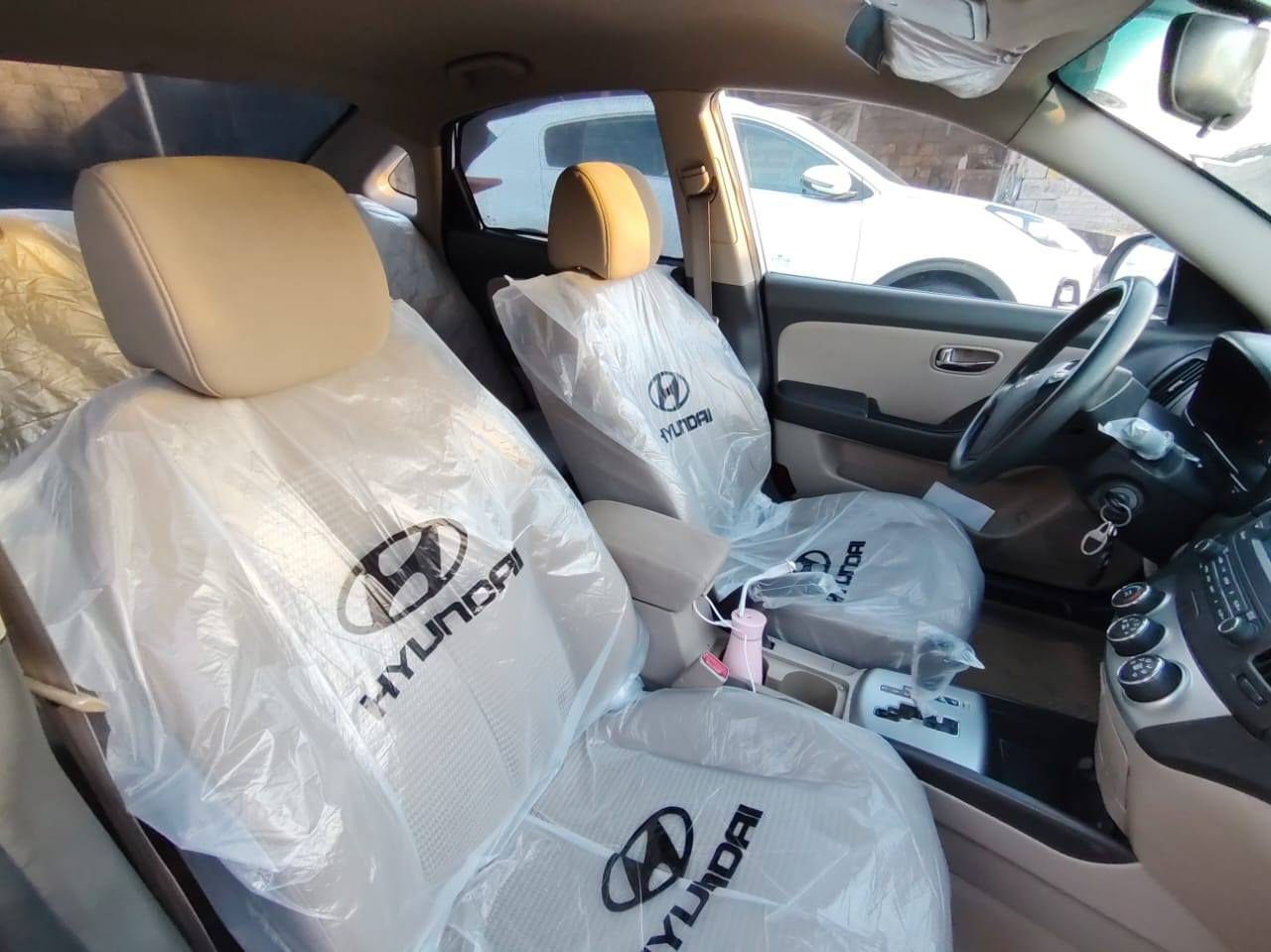 السلام عليكم ورحمة الله وبركاته 
#الانتره 2010 
رقم اربيل بسمي تحويل مباشر 
صدر جديد تخم تاير جديد 
#محرك_1600 
#تبريد_ثلج  سياره كفاله عامه ماعده بيه 5 حالوبات بل قماره 
وشخط بل جملغ لمامي مكحل صبعين وباقي كفاله سياره 
عنوان سياره بغداد بسماية  
#السعر_128 وبيه مجال
***********
***********
