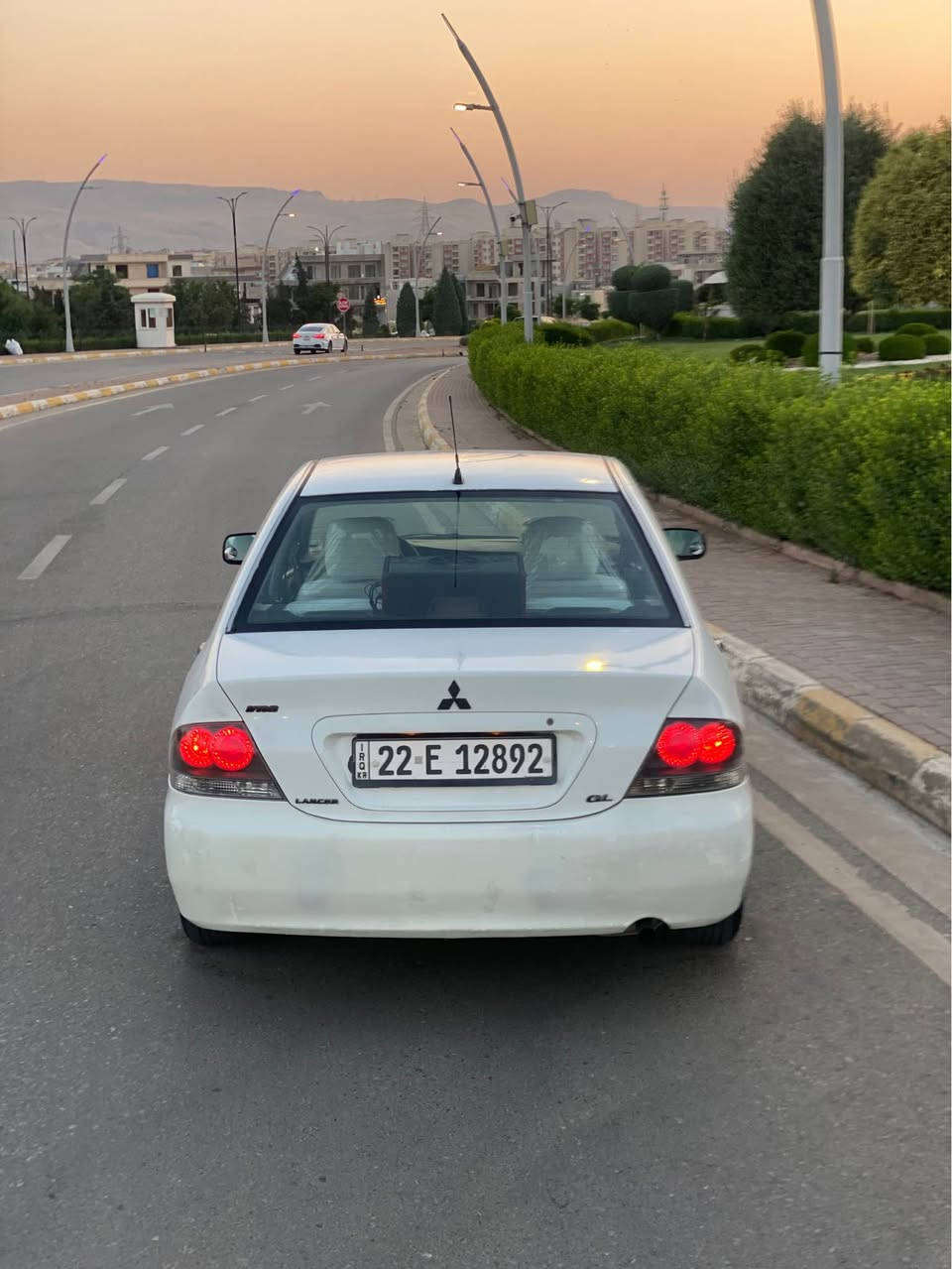 لانسەر ٢٠٠٧   بێ بۆیاخ گێڕ عادی
ئەم سەیارەیە بۆ فرۆشتن
لانسەر GL  ٢٠٠٧  بێ بۆیاخ بێ دەعم گێڕ عادی مەکینە
 گەورە
ڕەقەم باریکە بەڵام سەنەوی بە سەر چوە لە ٢٠٢٤
سێ مانگ نابێت کامل کامل پێش و دوای دا گیراوە و ٤٠٠ هەزار دراوە لە پێش و دوای بە شەرتی ئەوەی بەس هەزەی بوێت
٤ پلاکی تازەی لە سەرە
نۆزڵەکانی تێست کراوە
پاتری بۆ گۆڕاوە
٤ جام کارەبای
تەبرید سارد و گەرم لە سەر سویچ🥵🥶
دوو جوت ویلی سپۆرتی کراوەتە سەر
ناو لایتی دواوە و پێشەوەی ڕەش کراوە 
 لایتی پێشەوە سپۆرت کراوە
ناو داخلی زۆر جوان و پاک ماوەتەوە 
بە شەرتی تەحویل و خرامە    سەیارەکە وەکالەتی لە گەڵە و یەکسەر وەکالەت ئەکەم بە ناوتەوە
گێڕ و مەکینە بە شەرت زۆر بە هەڵمەتە
دەعم بە شەرت بێ بۆیاخ تەنها دو پەڵە ساردی هەیە 
سەیارەکە لە بەر ئەوەی بێ بۆیاخە جێ جێ کاڵبونەوە و قەڵەم کاری هەیە بەڵام لەبەر ئەوەی سپییە پێوەی دیار نیە 

سەیارەکە هی مەعرەز نیە و هی ماڵی خۆمە
شوێن /  سلێمانی
ژ.م /  ***********  واتس ئەپ و ڤایبەری لە سەرە
بۆ نرخ پەیوەندی بکە یاخود نامە بنێرە السليمانية, العراق
