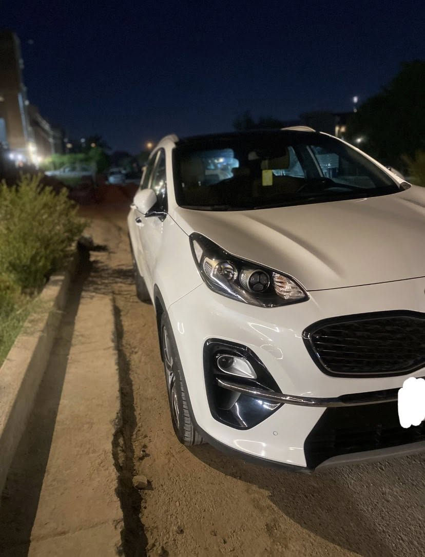 سبورتج خليجي 2019 شكل ال 2020
محركها 2000doch 
مكفوله من الصبغ كامل السياره 
ماشية 45الف كيلو استخدام قلبل  
رقم بغداد الجديد 
فول مواصفات 1/1 (بانوراما ، باب الصندوق كهرباء ، مري شفط ، كراسي كهرباء ، تبريد قطعتين ، سويج بصمه ، شحن لاسلكي ، شاشه كاربلي ،  تبريد منفصل ، حساسات امامي وخلفي ، وكامرا بلادي وباقي المواصفات المعروفه )
سعرها 213 ورقه 
بغداد اليرموك ***********
