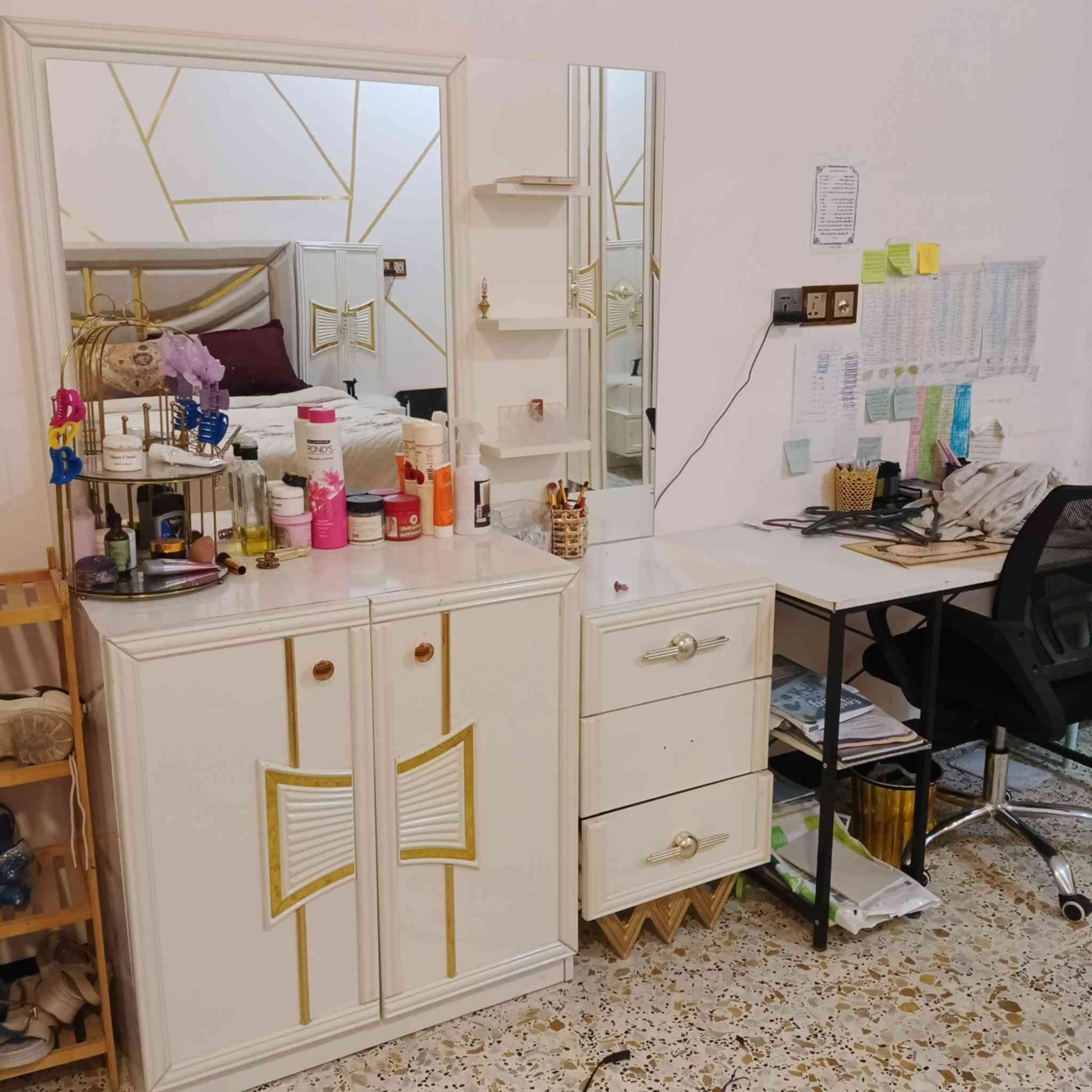 للبيع ٧ قطع غرفه نوم تركي سعر مليون ٥٠٠
فلوجه الازركيه قرب مدرسه التوفيق
*********** للإستفسار
