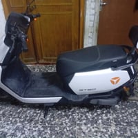 دراجة كهربائية • بطارية ليثيوم • حالة جديدة