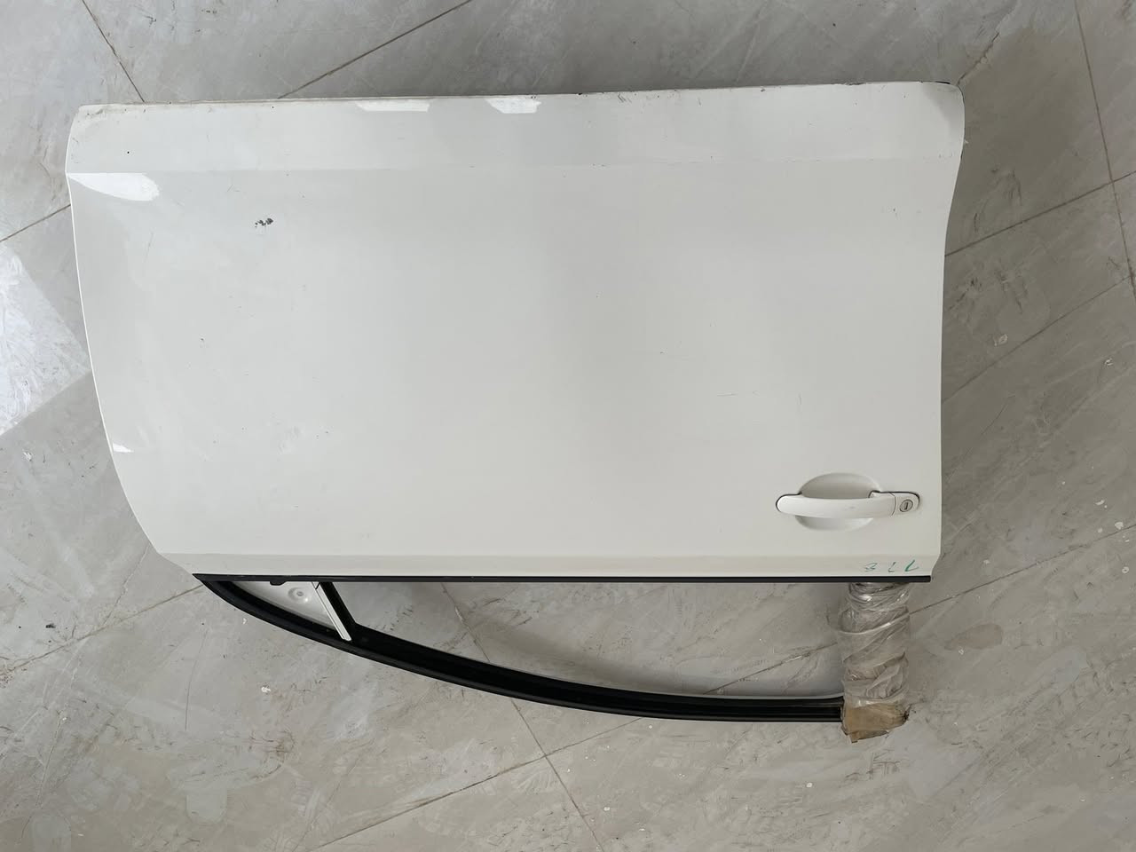 ***********
السلام عليكم 🫡 
يتوفر لدينا اغلب قطع غيار سيارات الفولكس واكن 
العنوان اربيل صناعة الشمالية 
يوجد توصيل 🚚 جميع محافظات العراق #جيتا #باسات #تاوس #تيكوان #اطلس
