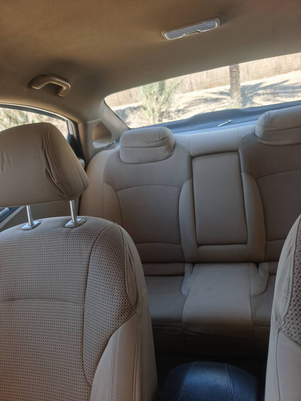 سلام عليكم عدي هاي السوناتا ١٢ بيه بس بدون دواخل محرك مفتوح وبسمي  السياره خليجي رايده ١١٥ وبيه مجال *********** مكاني بابل
