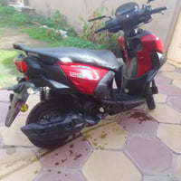 للبيع نضيف ب 1400 وبيه مجال  07858044492