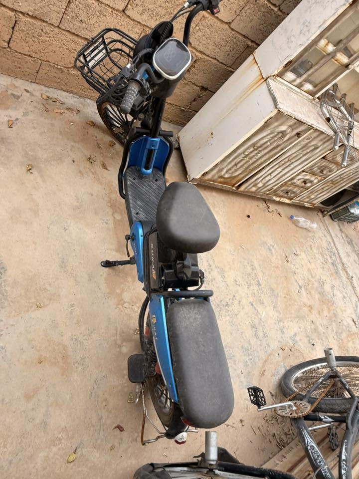 السلام عليكم
دراجه شحن للبيع ناقصها فقط بطاريات.
موديل الدراجه 2024
للاستفسار اكثر اتصل على الرقم التالي ***********
