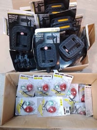 طلعتلي هاي البيدرات والخوذ الي مهتم يراسلني خاص 07881713088