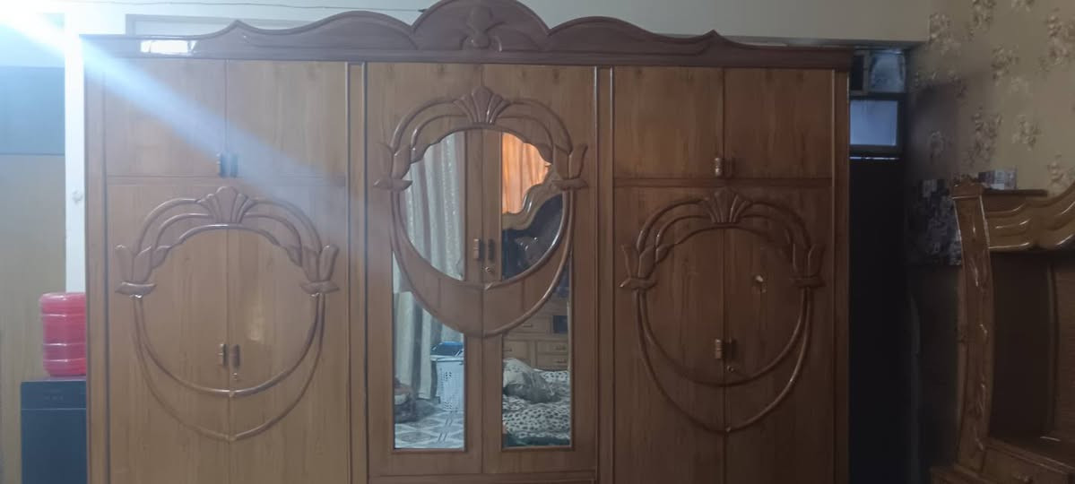 السلام عليكم
غرفة أخشاب صاج عراقي درجة اولى نظيفة للبيع
عنون الأمين الثانيه سعرها 1400 رقم الهاتف ***********
