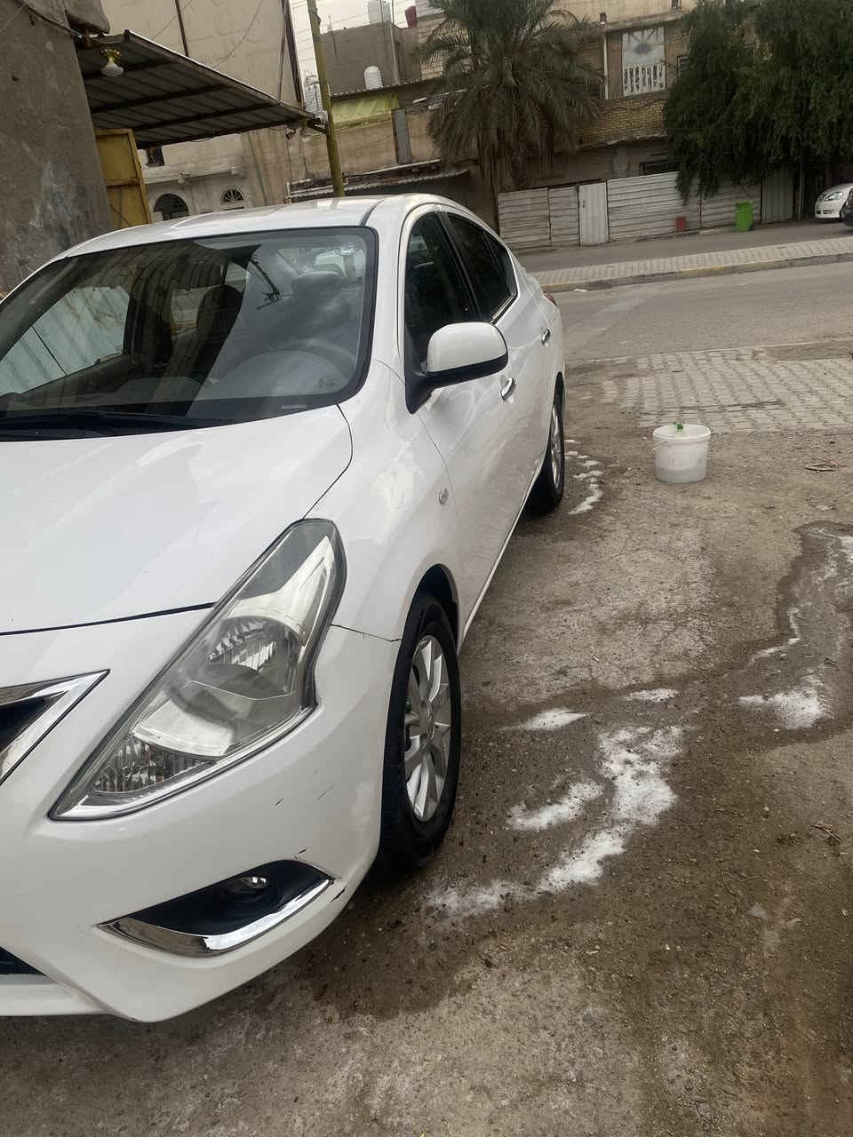 نيسان صني مديل 2024هندي ام البليته الزركه
السياره بيه بارد بل الصندوك وبارد بل باب الأيسر
الخلفي وتبديل بنيد وبارد خفيف بل الجاملغات الماميه 
السيار ه مكينه كير حداديه تخم تاير تبريد كله مكفول اربعه جام كهرباء تبريد قطعتينن السياره احله من الصور لللستفسار اكثر اتصل*********** السياره اربيل حره
العنوان البصره الجمهوريه الأوله
