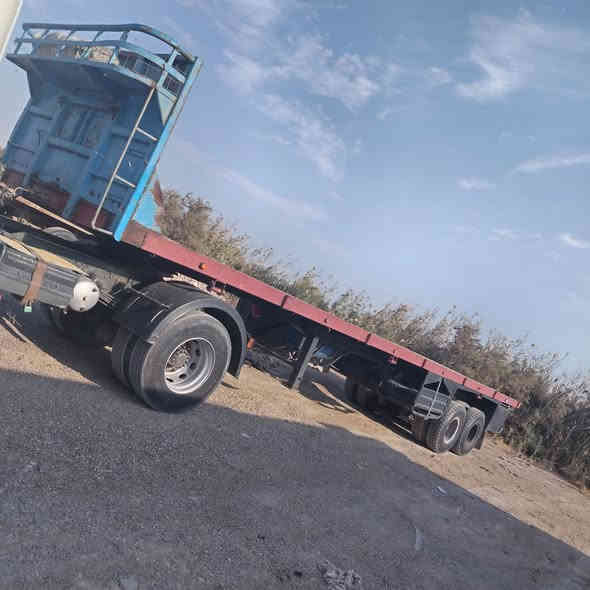 السلام عليكم 
عربانه المانيه
 براد 14 دناگير سكانيا
تخم تاير 20 برماغ
واسط قضاء الحي
*********** فرات
مكلف بالنشر
