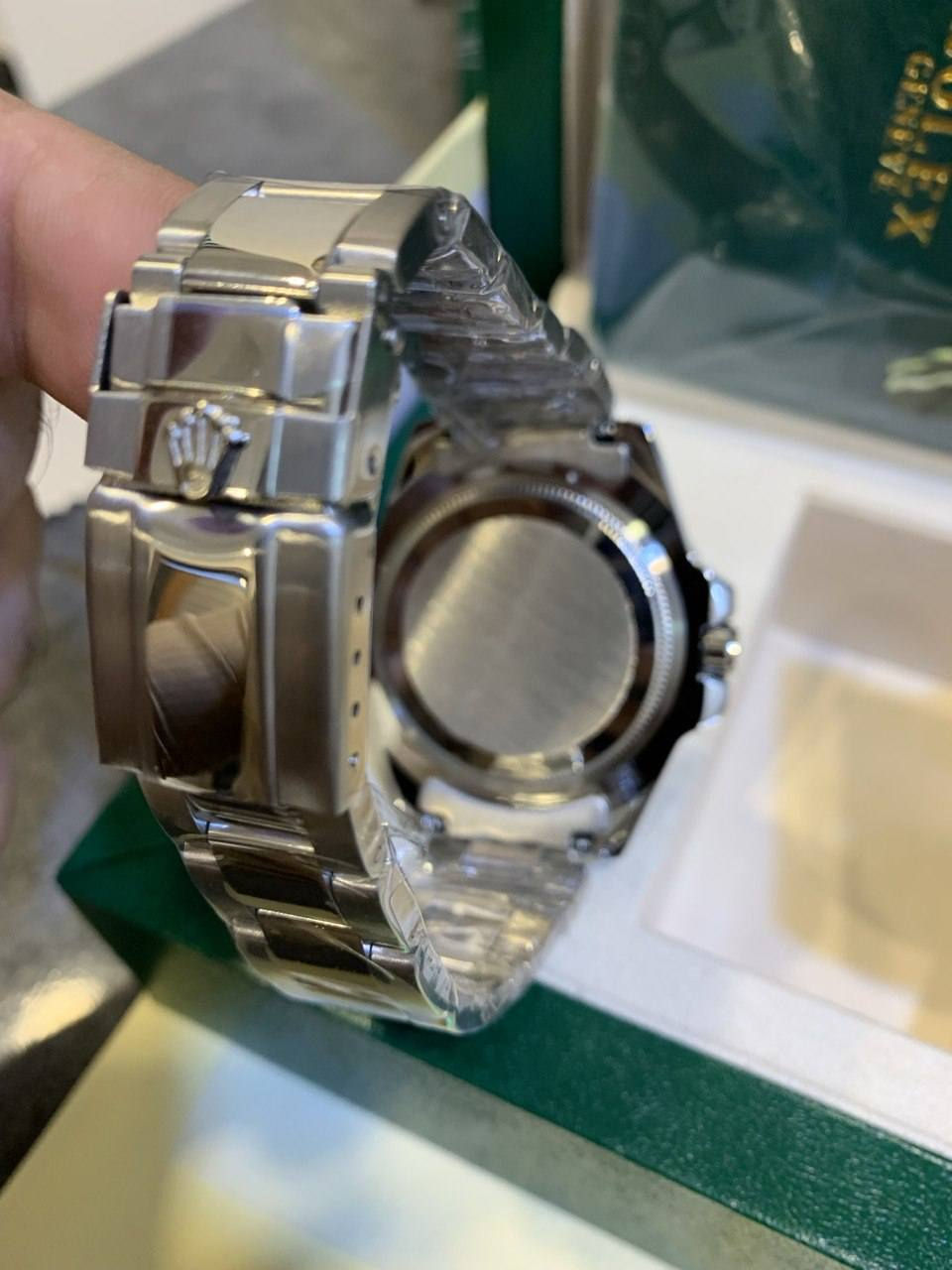 حتى لو متشتري خلي لايك دعم الي وشكرا الك 
رولــ..يكس ديب سي عمق 3000 متر رنك دوار مختومة ذهب ابيض عيار 18 مختمة من كل مكان وزن ثقيل وعداد شهري مقاومة للماء زجاج زفير ضد الخدوش اميال وارقام لامينوس تجي مع كافة الملحقات ( علبة كبيرة + كرت ضمان لمدة سنتين طلاء ومكينة + دفتر تعريفي + شهادة مختومة + ميدالية ) مزاد يبدي من 60 اي رقم جوه 60 ممحسوب وينتهي المزاد بـ 10
توصيل 5 لجميع محافظات العراق


**إذا كنت صاحب هذا الإعلان وتريد حذفه لأي سبب، رجاءا أرسل رسالة إلى الدعم الفني**