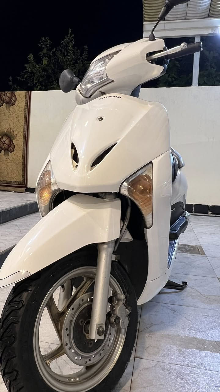 ليدي للبيع *********** 
سعره ٨٥٠الف
