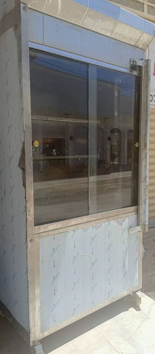 السلام عليكم شويه دجاج 6شيش نضيفه مطورها شغال السعر 450 وبيها مجال التواصل  علئ الرقم ***********

