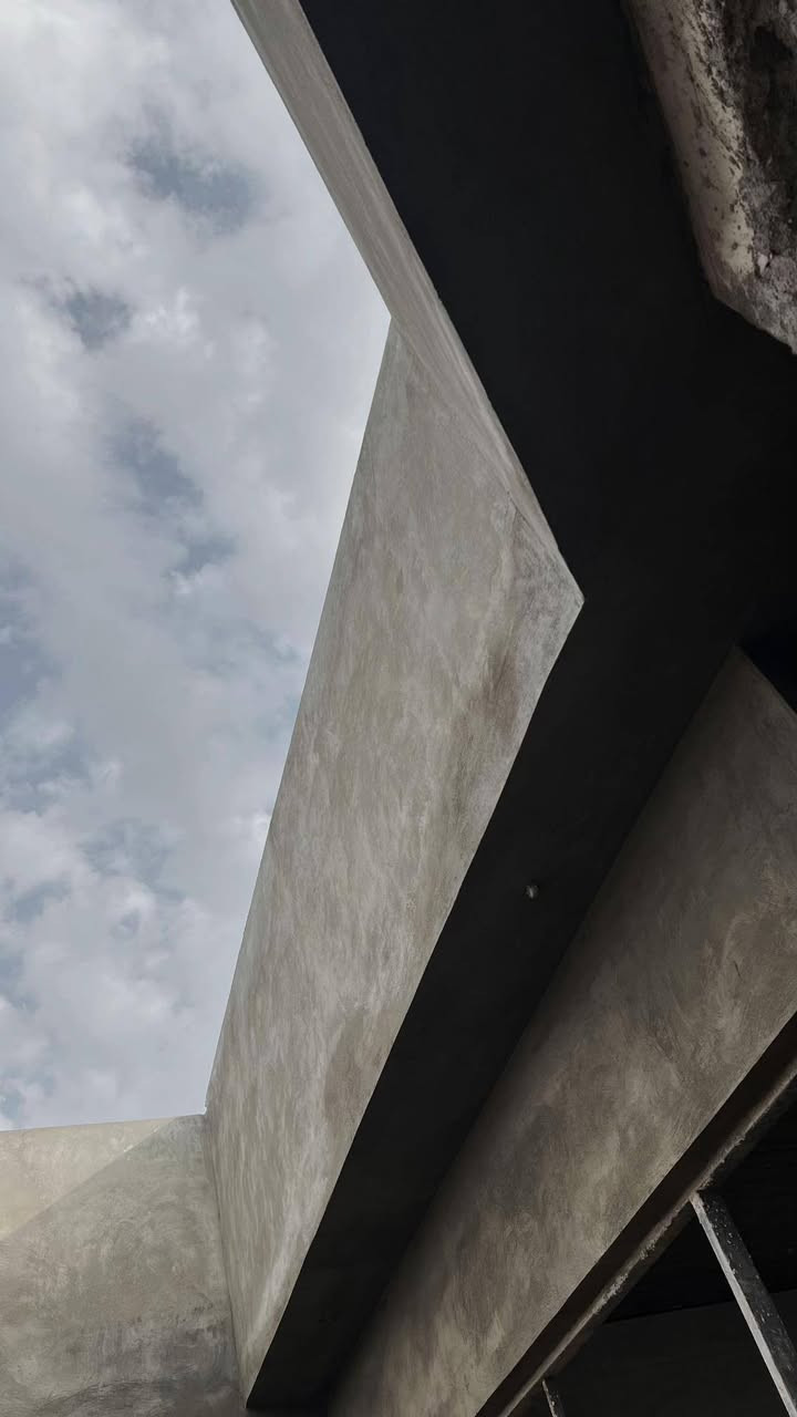 خلفه الباخ متفرغ شغل درجه اوله بل يوميه ع متر بلمكطوعه والي ماعنده بخدمته شغل ناصريه فقط ***********
