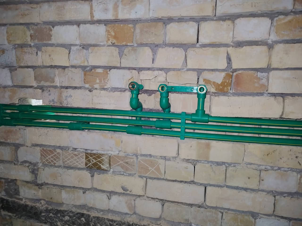 رمضان مبارك عليكم احبتي 
شي بسيط من عملي ان شاء الله ينال عجابكم.
باقر للتأسيسات الصحيه
***********
***********
