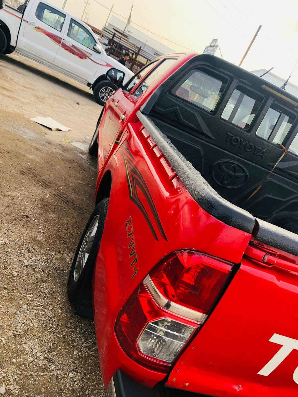 السلام عليكم سياره البيع مديل 2013بيه بجم وشوي بلبدي محرك مكفول سياره ابسمي تحويل  يوم مكان بصره قضاء الدير سعرها 155وبيه مجال  ***********
