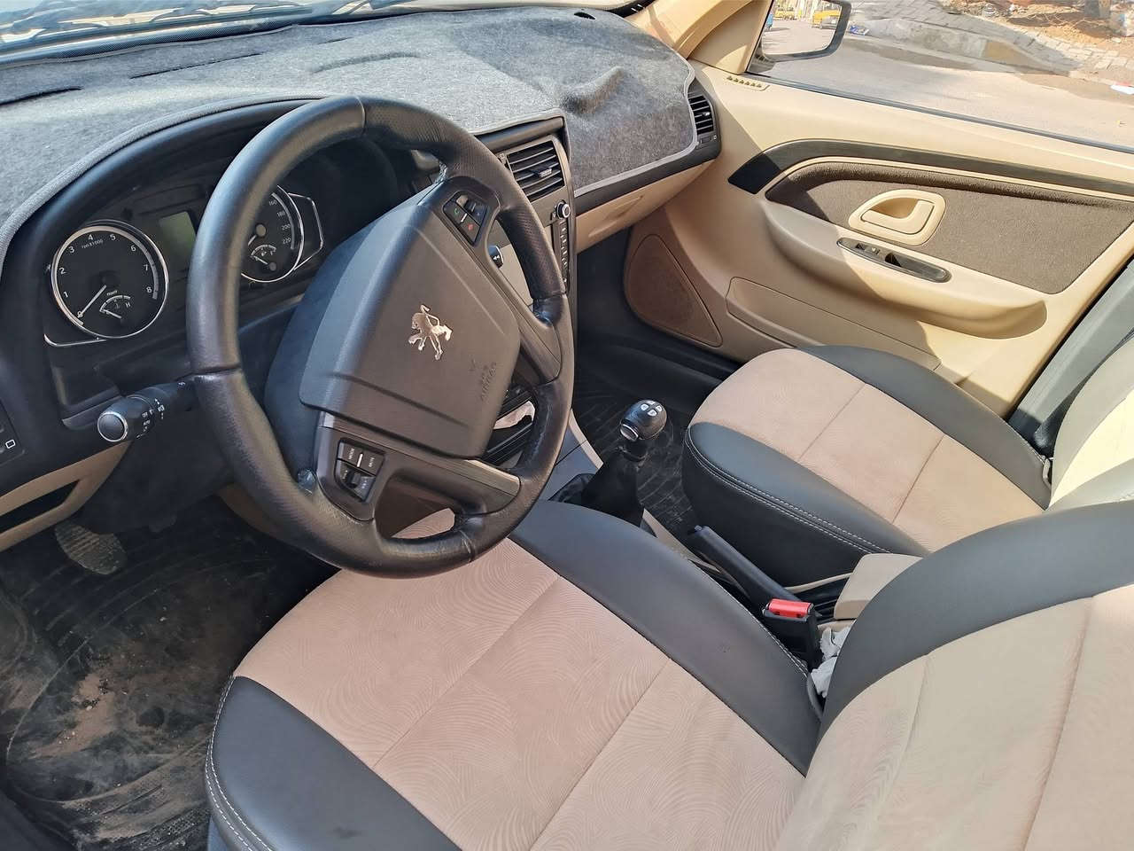 بيجو بابل خصوصي موديل   24 استلام   25  شهر السابع ماشية   3300  منظومة غاز جديده مدوشمه أرضية وكشنات بيه كلج. ذكي السعر   95 تلفون ***********
