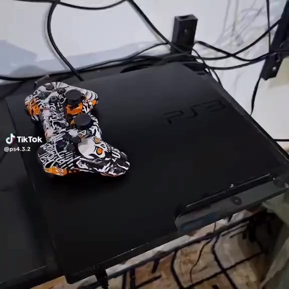 السلام عليكم
بلي ٣ نظافة 100/100
هارد ١٨٠ كيكا
الجهاز مفتوح 

السعر ٩٥ الف


**إذا كنت صاحب هذا الإعلان وتريد حذفه لأي سبب، رجاءا أرسل رسالة إلى الدعم الفني**