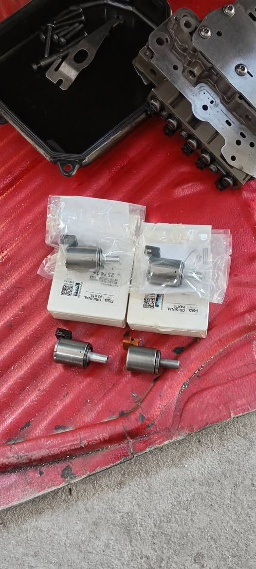 السلام عليكم ورحمة الله. تيكو 2014 كير اوتوماتيك صاحبها يشكي من طبه وهاف بعد سرعة 80 ومرات 100 يطبك ع صفحه يطفي ويشغل تختفي الحالة مؤقتآ بعد الفحص طلع عنده جوزات الكونترول بيهن مشكله بسبب تأخير تبديل الدهن والبراده الصايره بالتالي تلفن الجوزات تم تبديل جوزات ورجعت الامور طيبه ان شاء الله

مركز سمارت إنجن
بغداد الدورة شارع 60 قرب افران اليسر
*********** _ ***********
