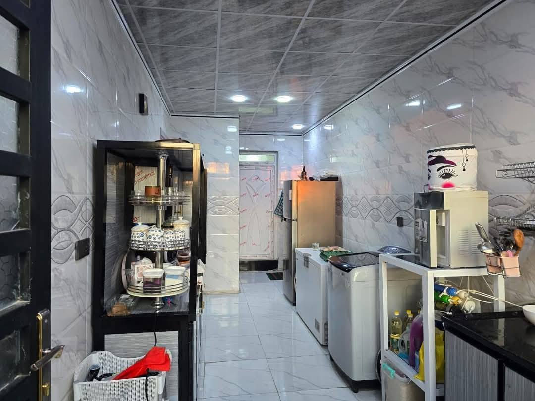 بيت للبيع سند طابو حي المرور مقابل متنزه السندباد قريب على دورة البكر  ثلاث طوابق ٣ غرف نوم + مطبخ + هول + استقبال + كراج  مساحة البيت ٨٠ متر واقع حال اكثر من ٩٠ متر الواجهة ٦.٥متر  بناء ٢٠٢٣ السعر ١٤٥ مليون
للأستفسار الاتصال على الهاتف : 
***********
