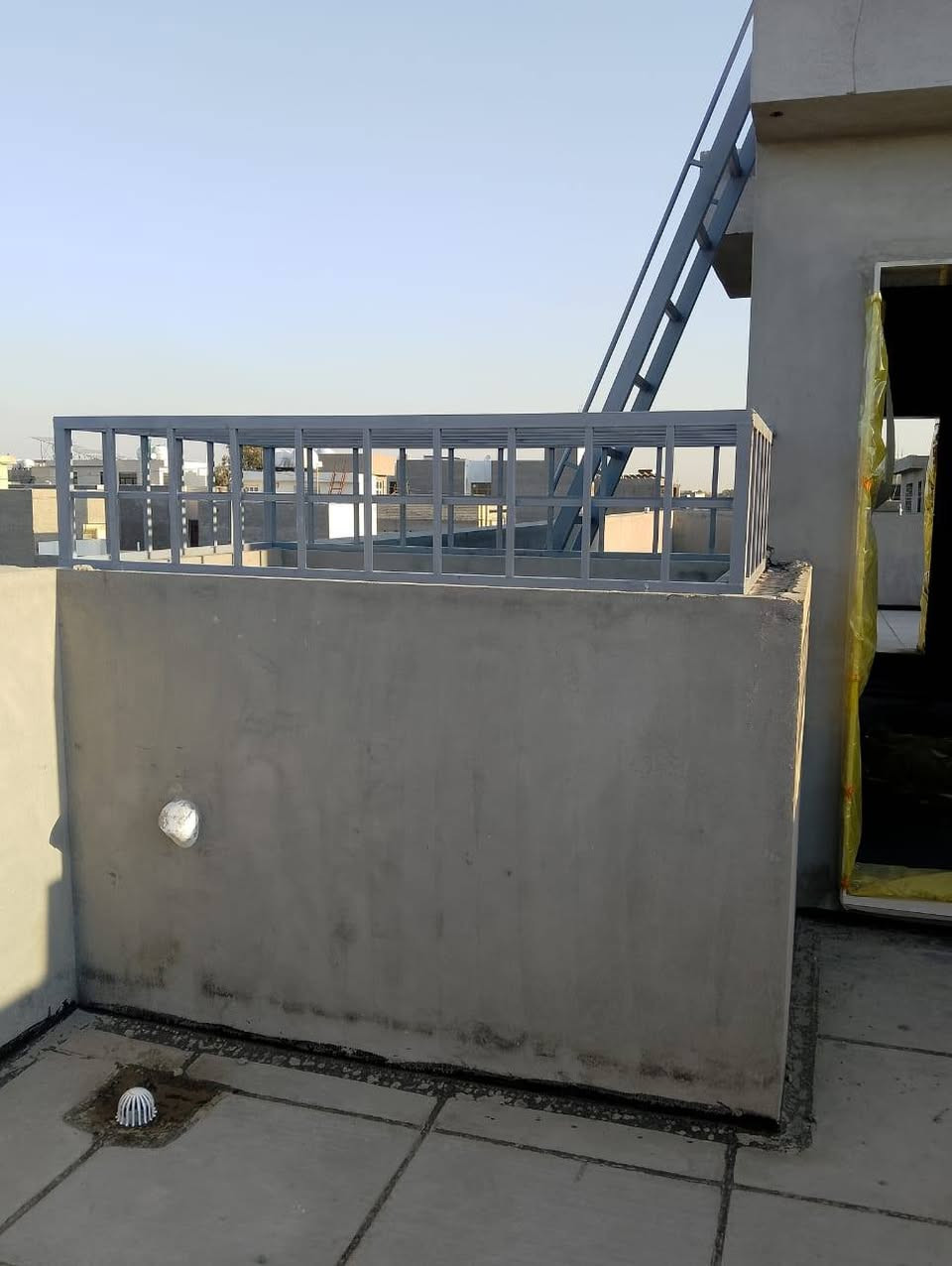 من أعمال معمل هندسة المباني الحديثة للحدادة العامة بغداد حي الجهاد بإدارة عباس الربيعي موبايل ***********
*********** ارجو ا ان ينال اعجابكم
