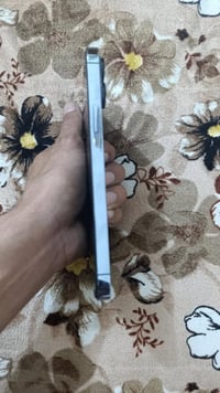 ايفون ١٣ برو ماكس • ٢٥٦ • بطاريه ١٠٠