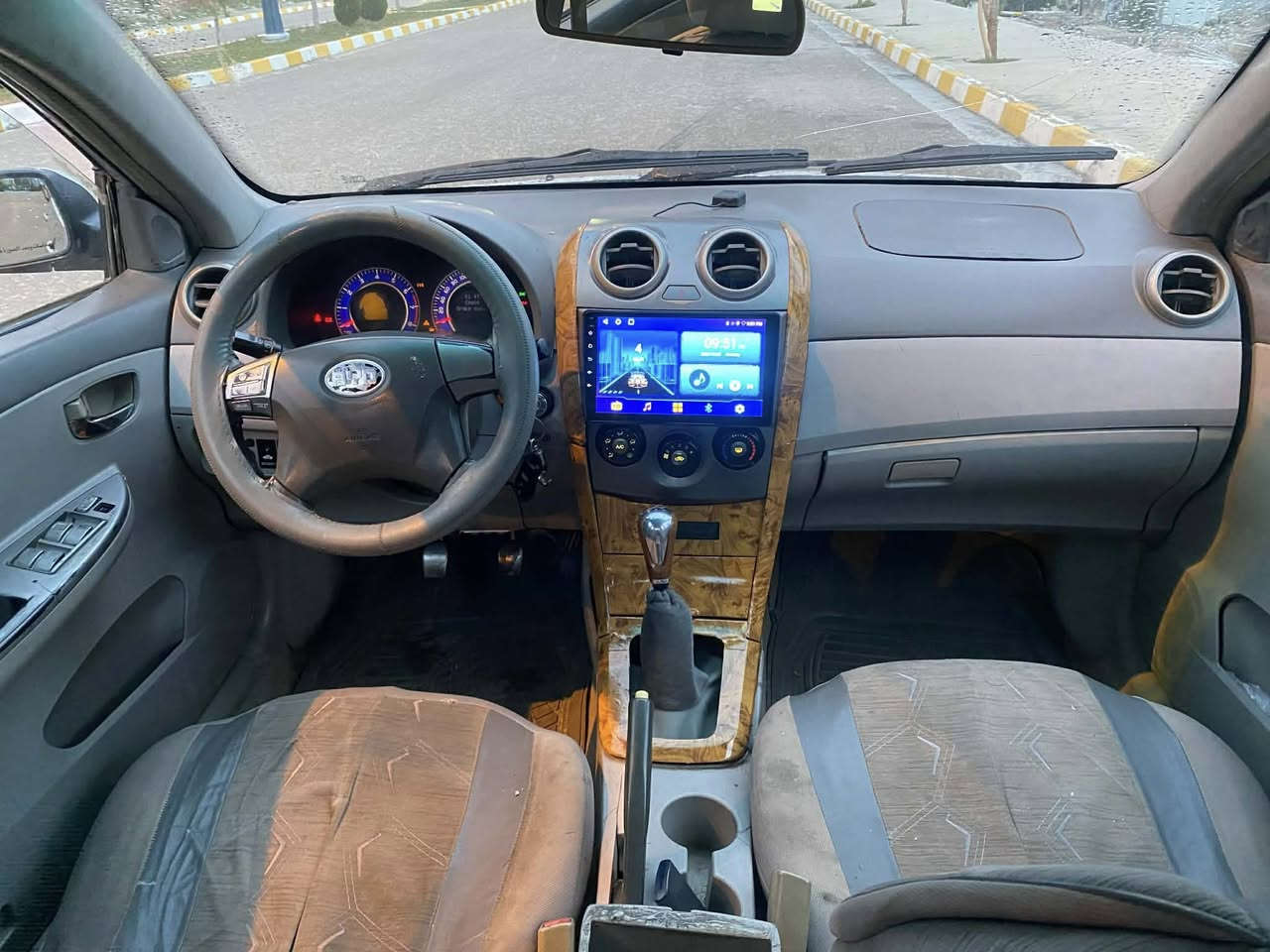 بیوایدی مۆدیل 2013  گیرعادی مەکینە زنجیر مەرغوب گێڕمەکینەی نەکراوەتۆ بەشەرتە  مواسەفات ناوزەرد سلایت کوشن جلد تەبریت ساردووگەرم لەسەرسویج بەشەرتە سەنەوی پلاسیکە    بەشەرتی ئەوالیاتو حاسیبەو پاکانەش بەوشەرتە بی دەعمولیدراوە یجی پیوە نیە بەوشەرتە  هەموگیانی لەسەر شەریک ماوەتۆ بێ مەسرف جوار تایەی تازەی بۆ بسراوە  یەک یەک دینار مەسرفی تیانیە بەوشەرتە لە دەعامیوە بۆ دەعامی بەشەرت ئەی فرۆشم   سعری 28 وەرەقە  ***********    ***********     ***********
