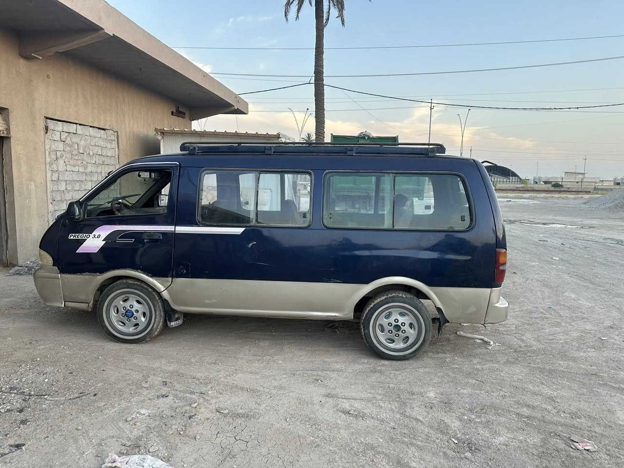 السلام عليكم كيا بريجو
موديل 1996
سياره نضيفه 
وما ناقصه كلشي مكفول كير مكينه جديده 
تجي اطك سويج وتروح سعر مناسب 
رقم صاحب السياره *********** 
مكان واسط الكوت
