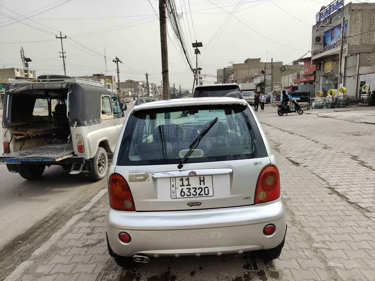 السلام عليكم كيوكيو للبيع 2009 كبر ومحرك مكفولات بيها صبغ احزام السعر 30ورقه وبيها مجال العنوان بغداد حى اور ***********
