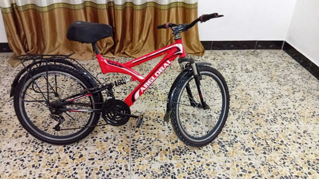 السعر ٥٠ بي مجال مكان حله عوفي ***********
