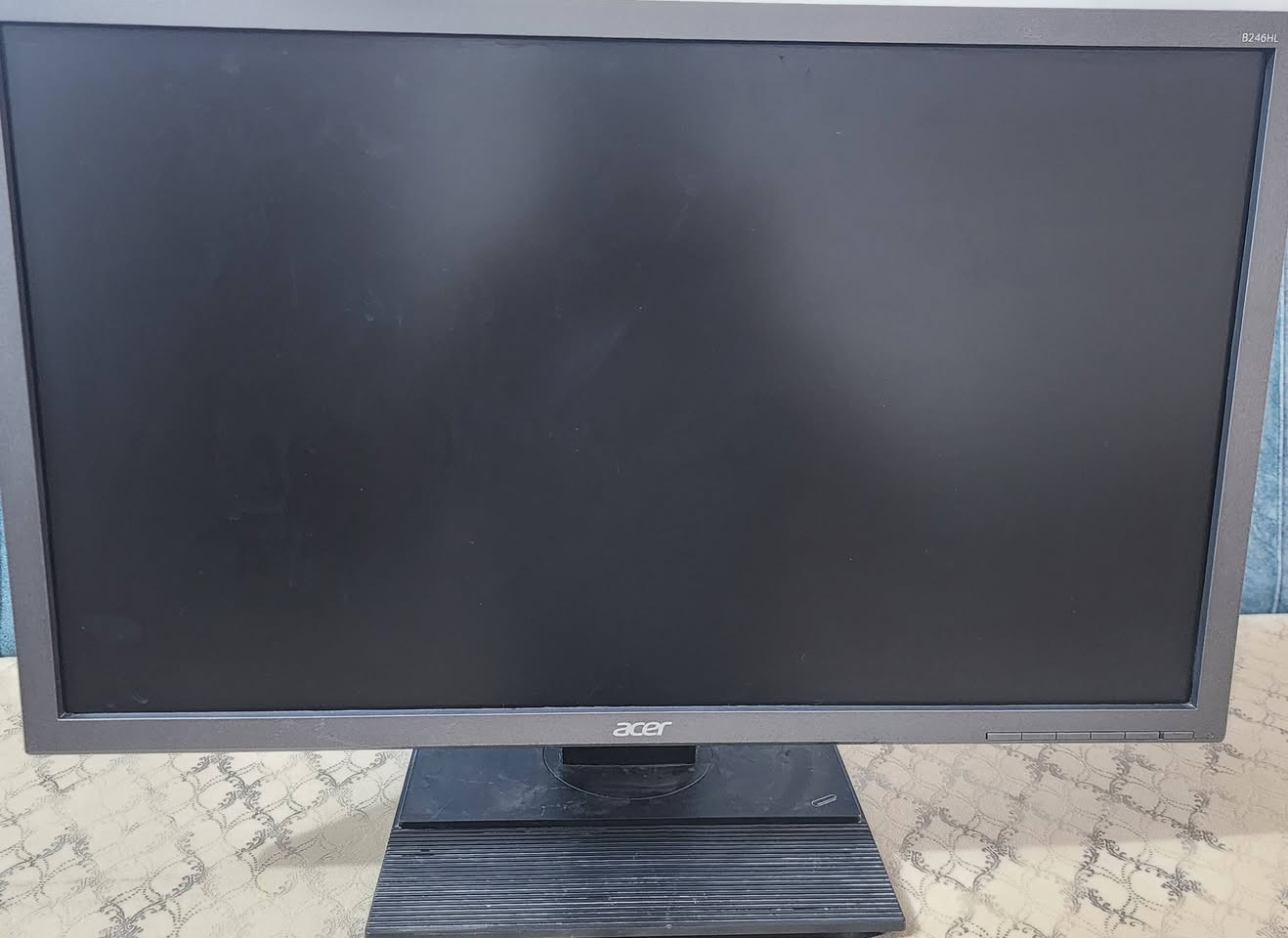 تم تخفيض السعر
السلام عليكم 
شاشه نوع acer للبيع 
المواصفات 
1080p 60hz 
نوع البنل TN LED 
حجم 24inh
الشاشه نضيفه كلش ومابيها اي مشكله 
وتكدر تسويها ثانويه بالوضع العمودي 
السعر 55 الف فقط ثابت 
مكاني بغداد توصيل موجود


**إذا كنت صاحب هذا الإعلان وتريد حذفه لأي سبب، رجاءا أرسل رسالة إلى الدعم الفني**