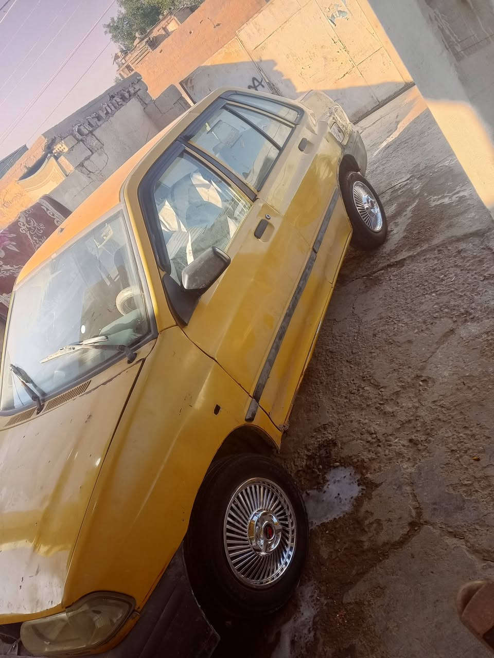 سلام عليكم سايبه 11بغداد ألماني كير ومكينه شواصي مكفول عليها غرامه 500 هيىه مصفره عندي وصولات 
راعيها بلزعفرانيه ماواصله  ابيع كوم حديد اتعهد سرقه وعشاىر سعر 12بيها مجال قليل حك جيتك رقم الهاتف 
*********** مكاني بغداد جسر ديالى لايوجد واتساب تصال فقط
