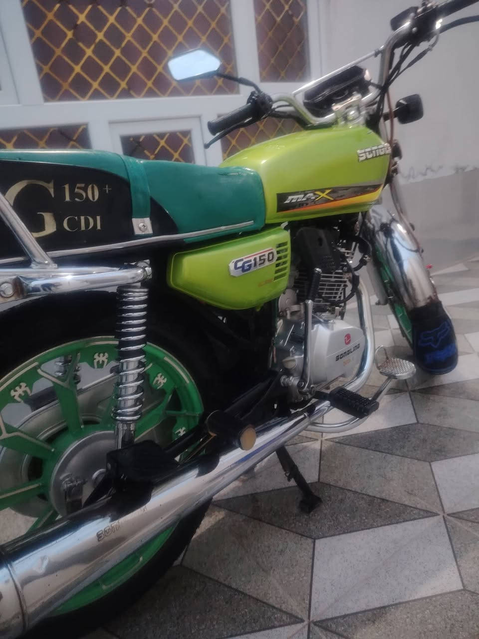 السلام عليكم
دراجه سيفان 24 كفاله عامة
من التاير للتاير مابي اي نقص
صالنصة كاتم محرك 150مكفول
المكان ديالى المقدادية تقاطع الوجيهيه
للاستفسار الاتصال على الرقم ***********
