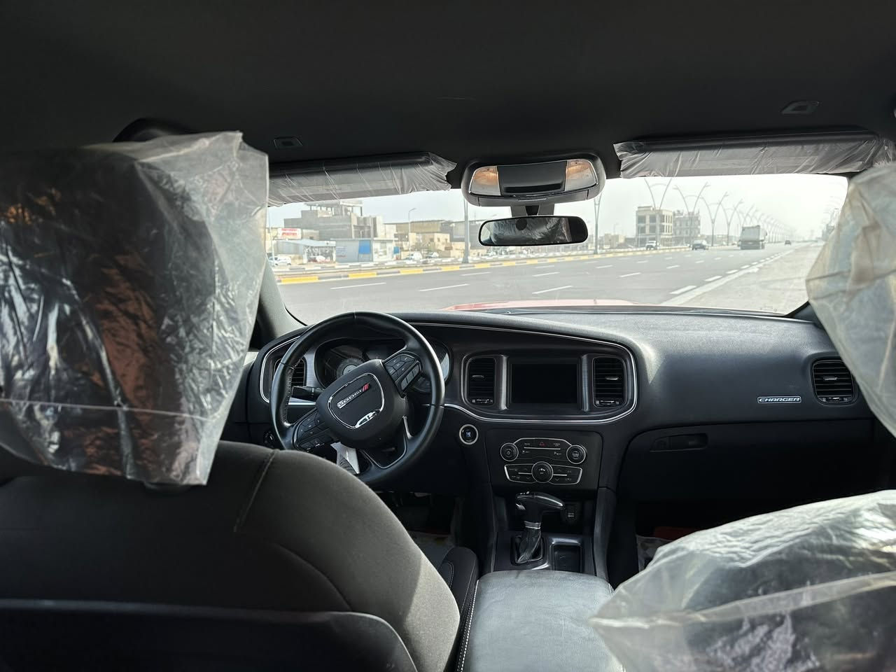 سلام عليكم (ادوات ادوات )متوأمه طبق الاصل رقم شمالي
جارجر 2018
حادثه جدآ خفيف 
ماشيه 35الف ميل 
تدعم الكاربلي
سياره جديده جدا جدا واحلا من صور (كفاله كفاله)
سعر (١٠٥)قفل بدون مراوس 
مكان سياره بصره (***********)
