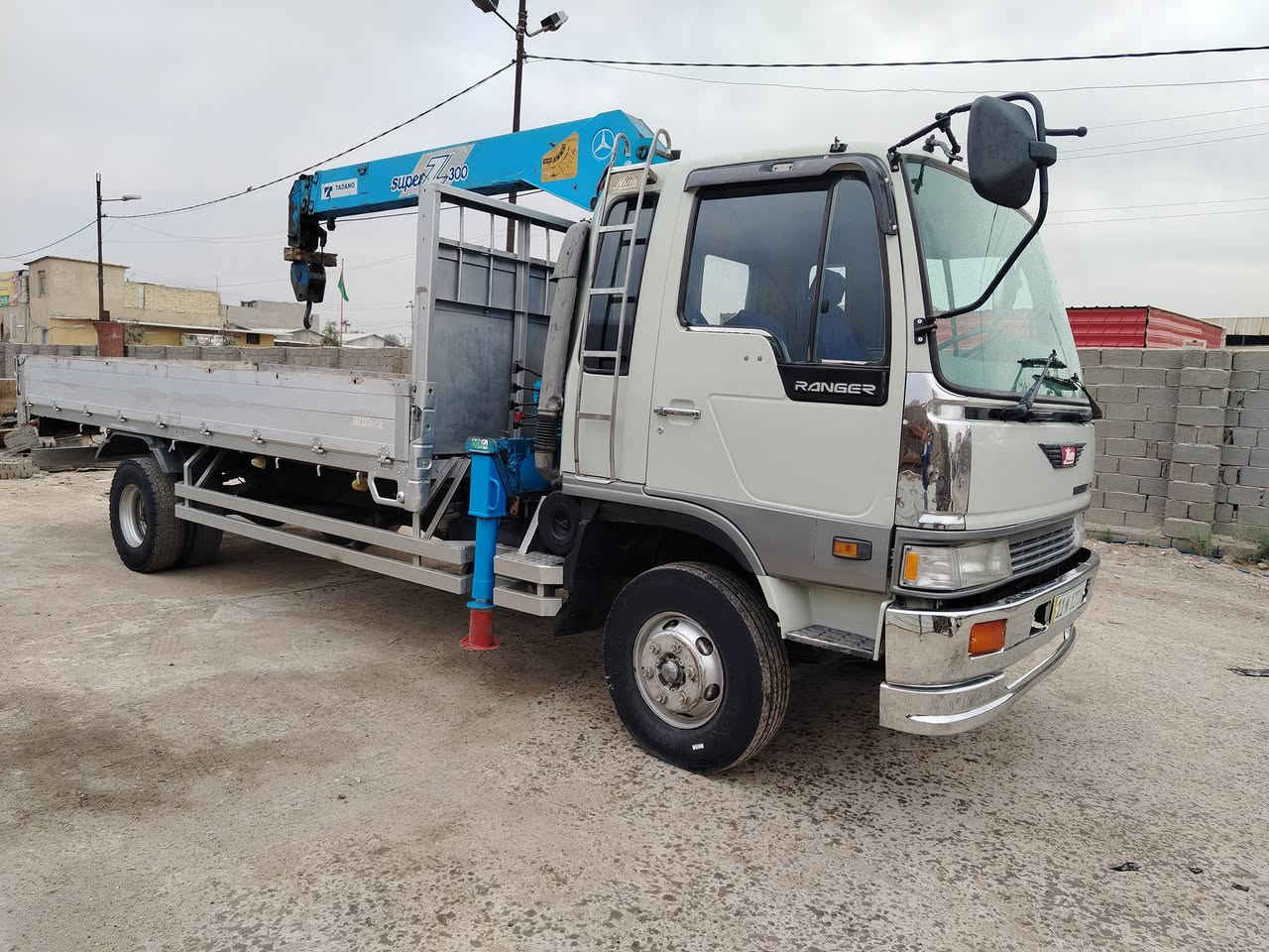 هينو سوبر كرين بلاد كفاله رقم بغداد ***********
