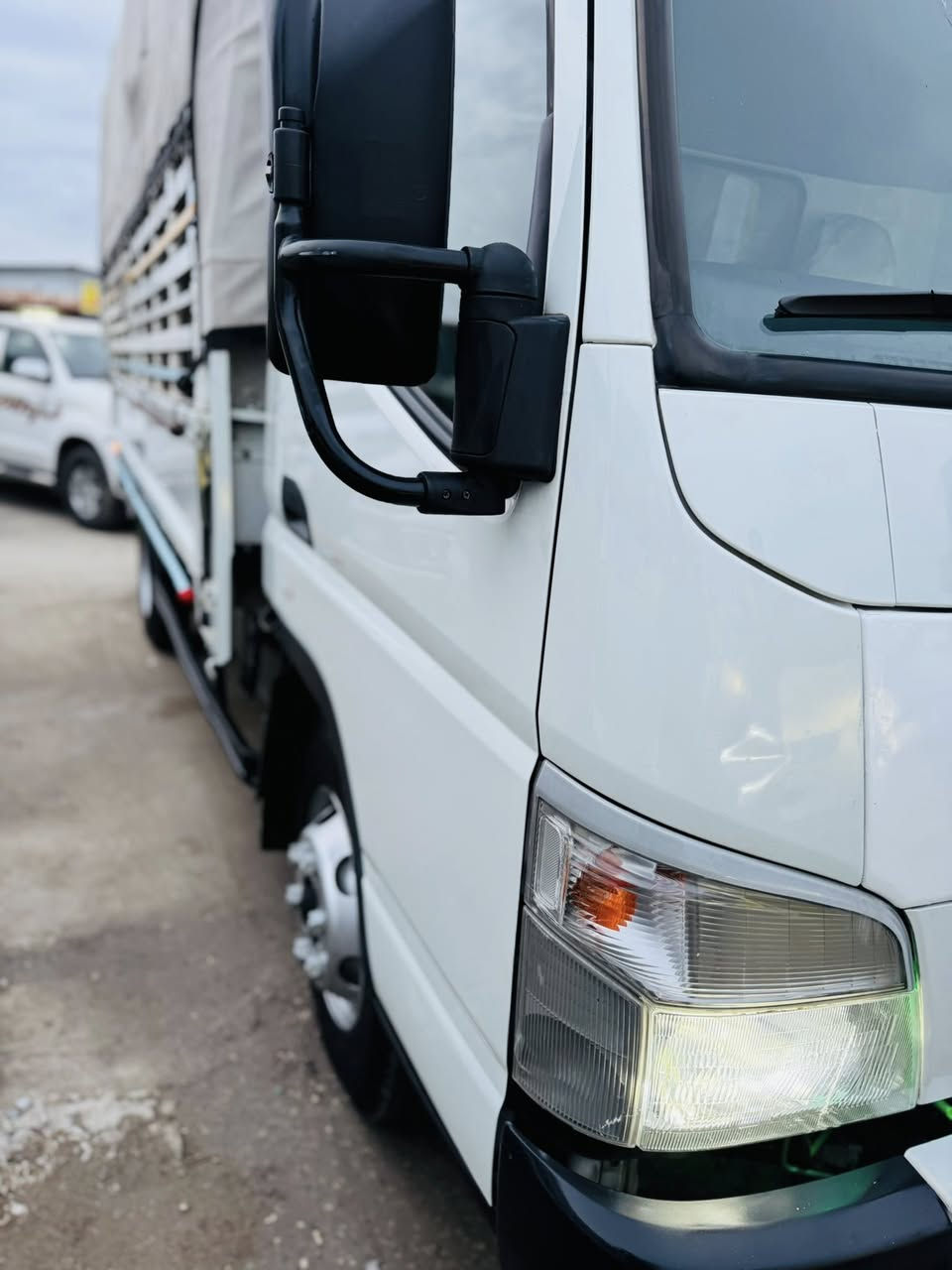 كنترالبيع سيارا Absمكفول كفاله عامه ماشي 140موديل 2023تخم تايرات برجستون جديد سيارا رقم سنوي جديد شرت تحويل عنوان شيخان معرز هاولاتي ***********
***********
سعر 285مجال
