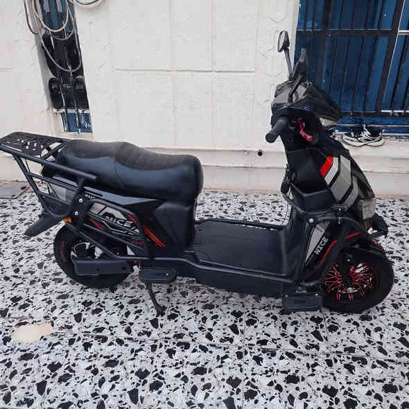 السلام عليكم
للبيع ماطور شحن الماسة مدرع 
ماطور مستخدم شهر واحد بطاريات عل فحص يقرن عشرة ونص 
الماطور 6بطاريات 
المكان الخالدية 
السعر (750)وبي مجال بسيط 
رقم الهاتف *********** وبي واتساب
