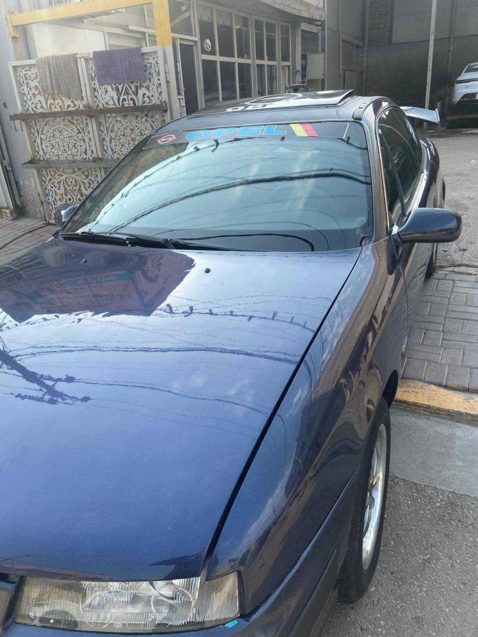 للبيع او مراوس اوبل افكترا  تك باب 
السياره مابيها حادث مصبوغه عام للجماليه 
موديل 91 سياره كامله من كلشي 
واتساب اتصال 
***********
