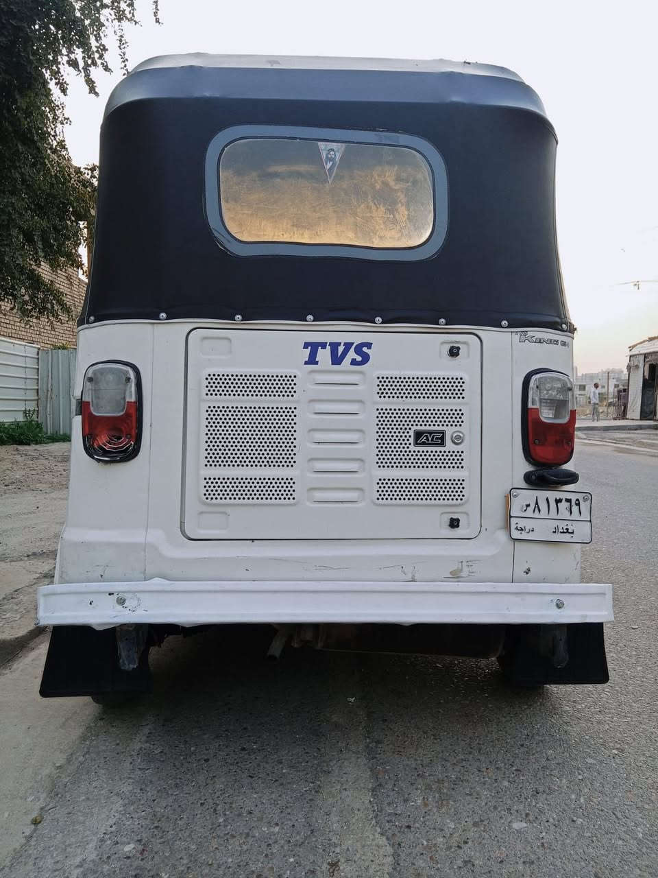 سلام عليكم شباب تكتك البيع موديل 21 شهر 10 تكتك نضيفه مرقمه سنويه بسمي  بغداد حي جهاد سعر 7  بيه مجال ***********
