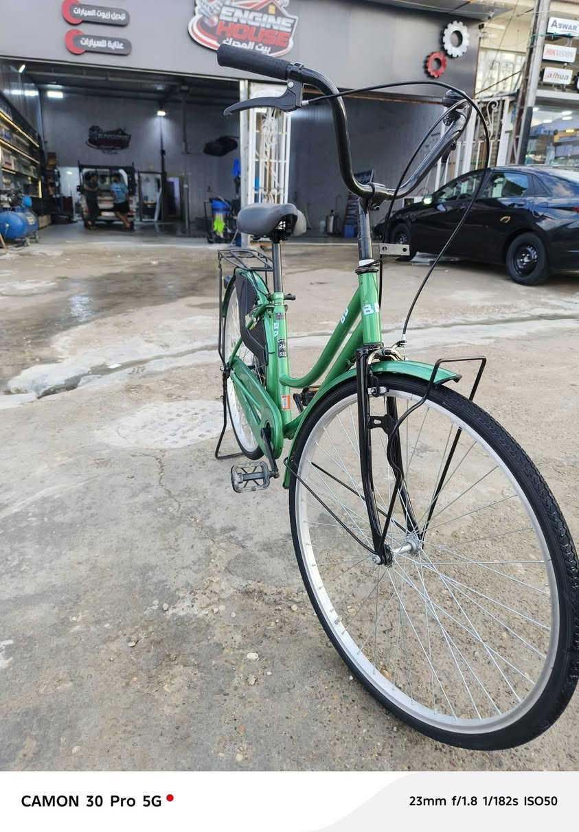 باسكال بناتي حجم 26  جديد بدله ماشه بس سعر 100 بي مجال مكان بغداد بياع الشهداء تصال ***********
