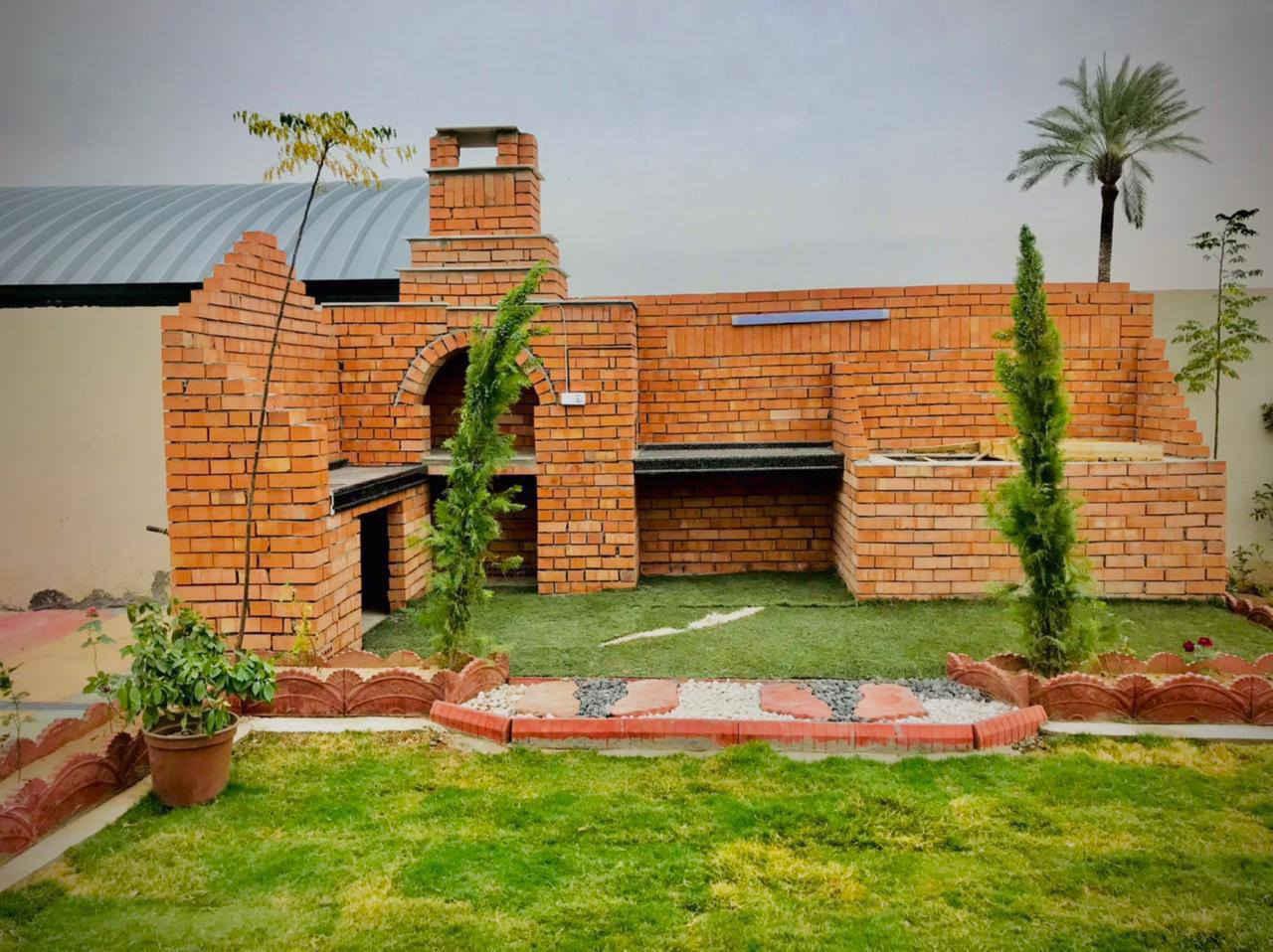 جديد جديد شاليهات ومنتجعات الذهبي 

شاليهات ومنتجعات الذهبي للايجار نستقبل الحجوزات من عوائلنا الكريمة ( عوائل_شباب) على مدار الأسبوع من كافة المحافظات بنظام حجز نهاراً ومساءً ومبيت 
للحجز الاتصال📞 على الأرقام التالية ***********
أو المراسلة واتساب
((علماً ان مدينة بلد تبعد حوالي 70 كم عن شمال العاصمة بغداد و تمتاز المدينة بمناخها الرائع كونها محيطة بحزام اخضر يجعلها تتميز بذلك)) .
 
(يتضمن المكان كل وسائل الراحة وكل ما تحتاجونه)
☘️🏊‍♂️الأمان والنظافة 💯
☘️🏊‍♂️كهرباء على مدار 24 ساعة⚡️ 
☘️🏊‍♂️مسبح كبير 🌈☃️
🍀🏊‍♂️مكان مخصص للشوي 🐟🐓 
🍀🏊‍♂️كراج سيارات كبير 🚗 
🍀🏊‍♂️حديقة كبيرة 🌿🌺🌹
🍀🏊‍♂️تحتوي على غرفة نوم 🛌
لعبه 🎱بليارد
 وصالة كبيرة 👈ومطبخ مجهزة ومؤثثه بالكامل بسبالت حديثة و تدفئة 🔴

 📍 العنوان
 محافظة صلاح الدين - قضاء بلد - بداية مدخل رقم 3 - قرب مركز شرطة عزيز بلد

وأهلاً وسهلاً بيكم وتشرفونا في اي وقت 🤍.
