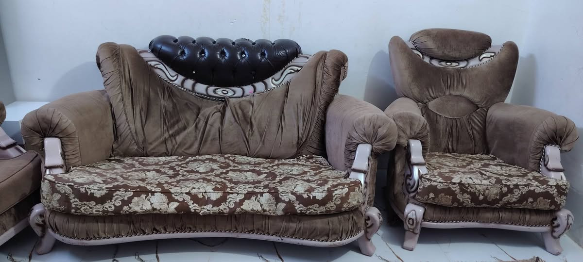 ثلاث قطع تخم للبيع يحتاج تصليح


**إذا كنت صاحب هذا الإعلان وتريد حذفه لأي سبب، رجاءا أرسل رسالة إلى الدعم الفني**