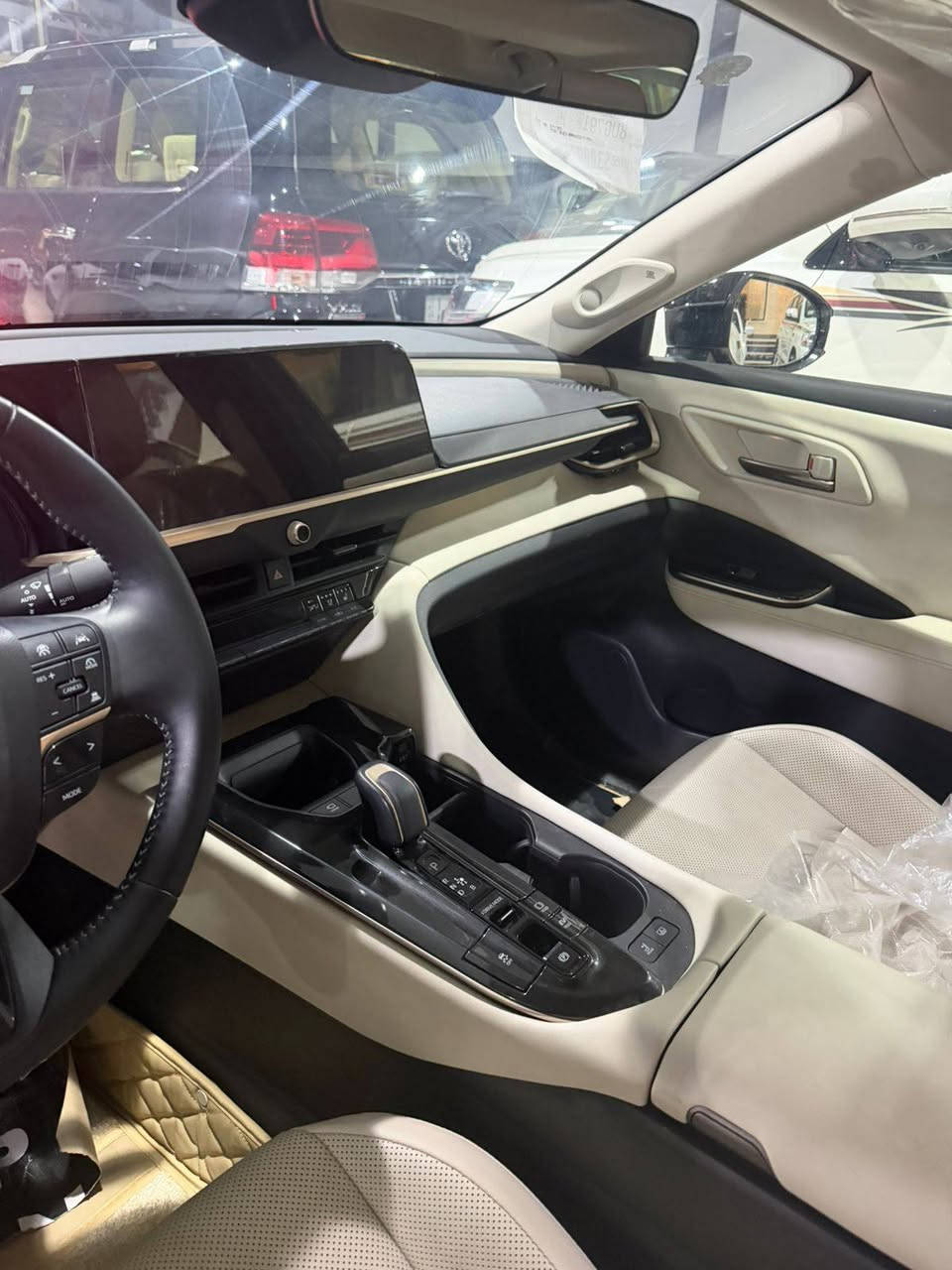 كراااون موديل 2025 فول الفول الفول ماتشتهي الأنفس بيه مواصفات VIP رادارات كامرات سياقه اليه هيبرد مغلفه كله PPF ماشيه 9 الف كيلو يعني زيرووو مكفوله كفاله عاااااامه من صبغ وتبديل وبارد وشخط ورصعات السياره ع وضع الشركه مكان السياره بغداد السعر اتصل وبيك خير وتدلل بيع مستعجل جوه سوووك بأسم شخصيآ اتصل واتساب ***********
