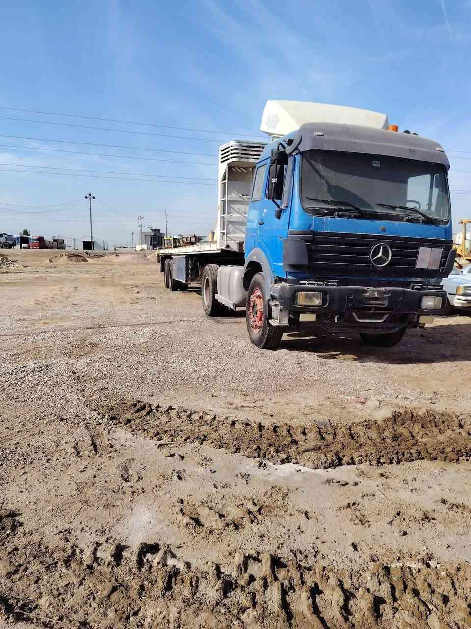 سلام عليكم ورحمة الله وبركاته سياره البي فلات للبيع موديل 75تخم تاير راس وعربانه السياره جاهزه للشغل كبل ما نقصه اي شي ذي قار الشطره الاستفسار والسعر عل رقم الهاتف ***********
