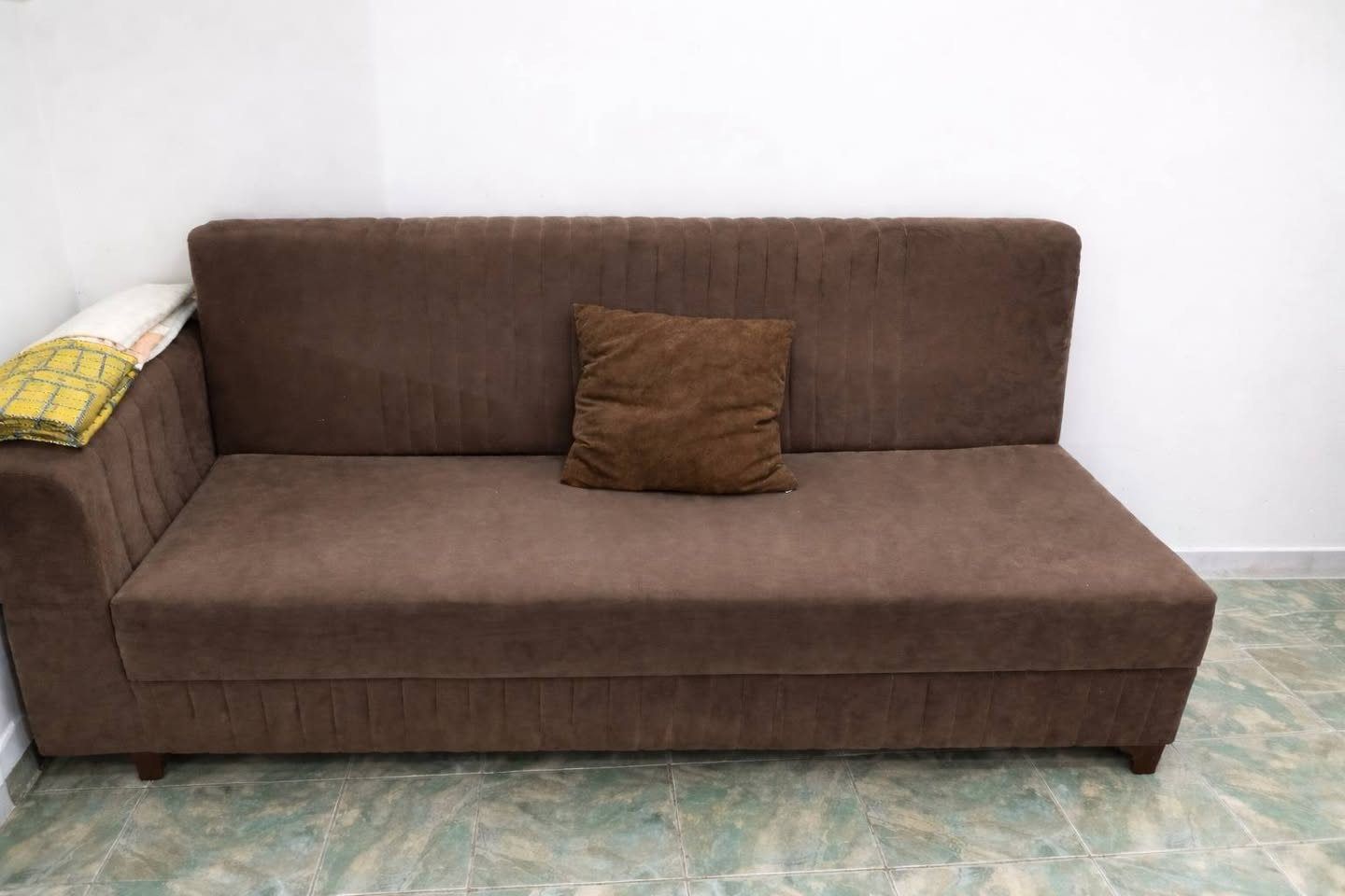 تخم ديوان عشر مقاعد
السعر ٢٠٠


**إذا كنت صاحب هذا الإعلان وتريد حذفه لأي سبب، رجاءا أرسل رسالة إلى الدعم الفني**